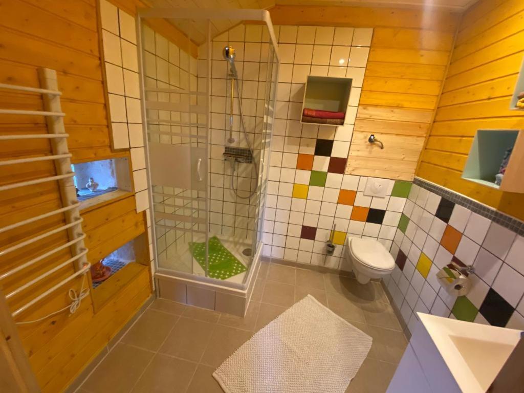 Maison Carmen - Restaurant , Meuble De Tourisme, Appartements Xertigny Eksteriør billede
